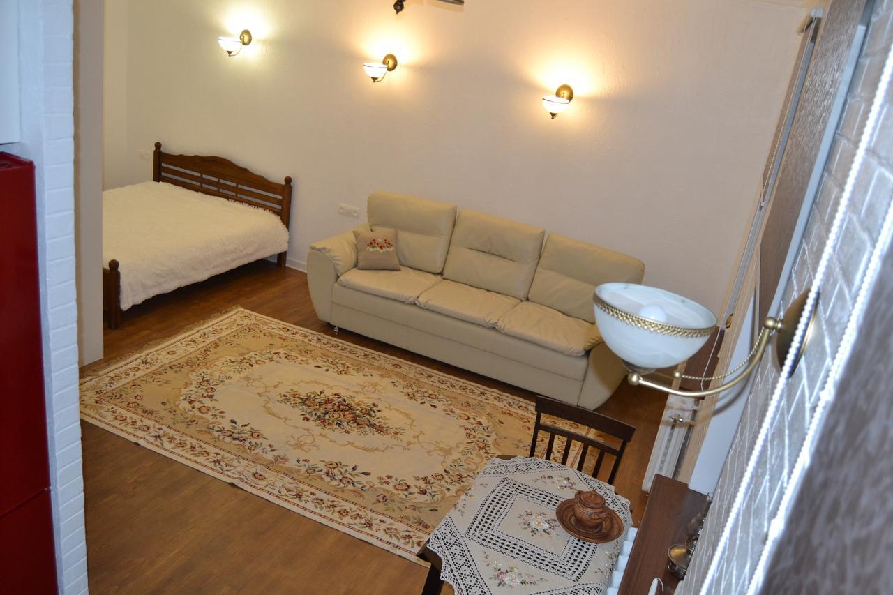 Vladimirskie Apartamenty In Center Of Brest Exteriör bild