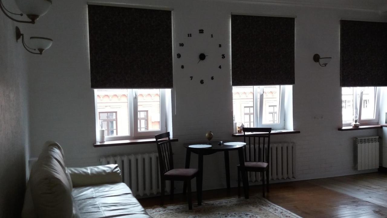 Vladimirskie Apartamenty In Center Of Brest Exteriör bild